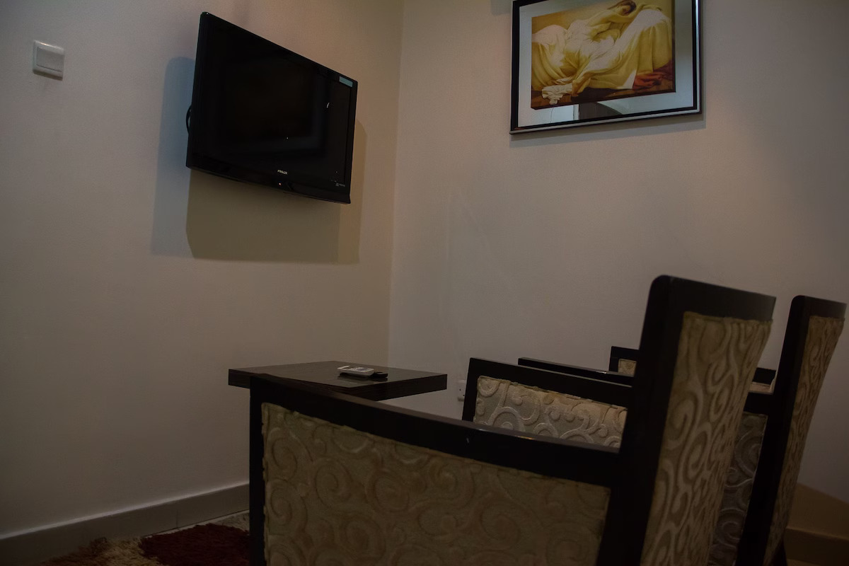 /web/uploads/116/Villa Angelia Hotel Ikoyi/header-images/5e499252.jpg